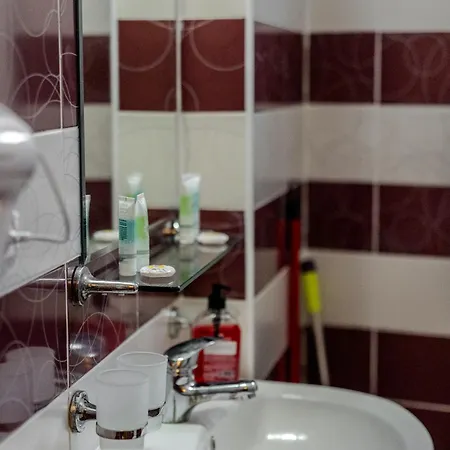 2r - туер Apartment Smoljan