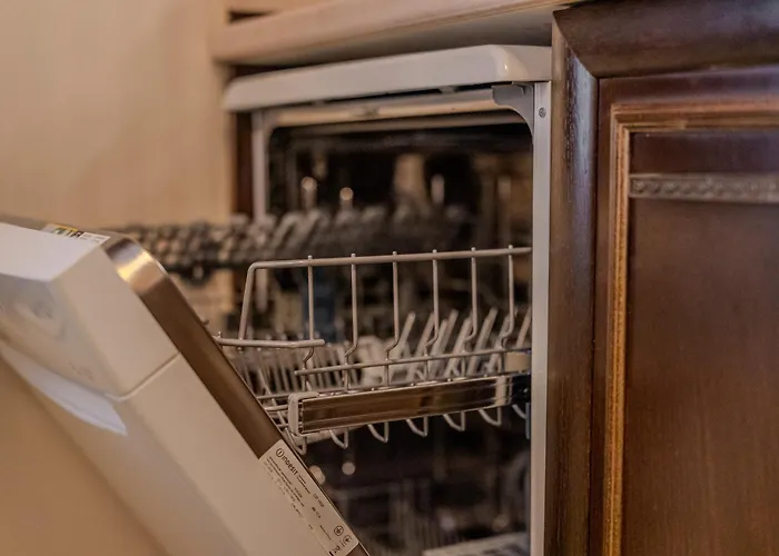 2r - туер סמוליאן