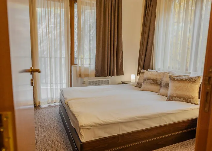 2r - туер סמוליאן